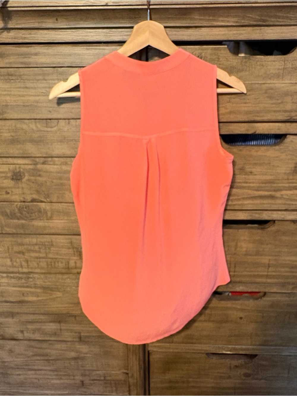 Max Studio 100% Silk Coral Sleeveless Blouse XS Pink Snap Front Career Top - Picture 4 of 4
